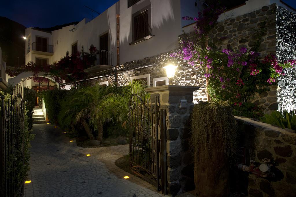 Hotel Residence Acquacalda Lipari  Exterior photo