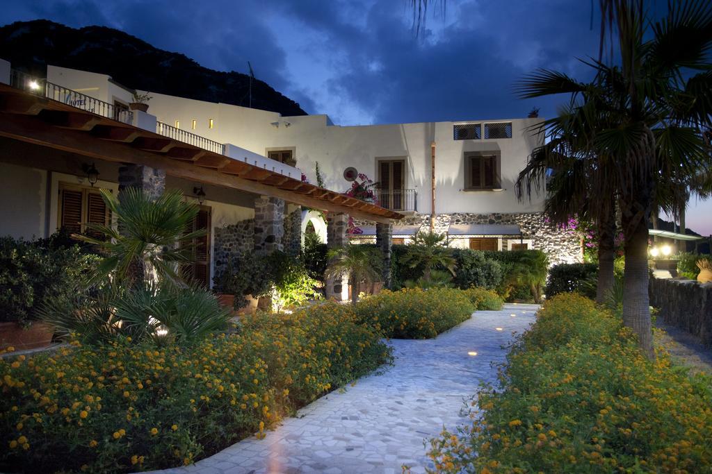 Hotel Residence Acquacalda Lipari  Exterior photo