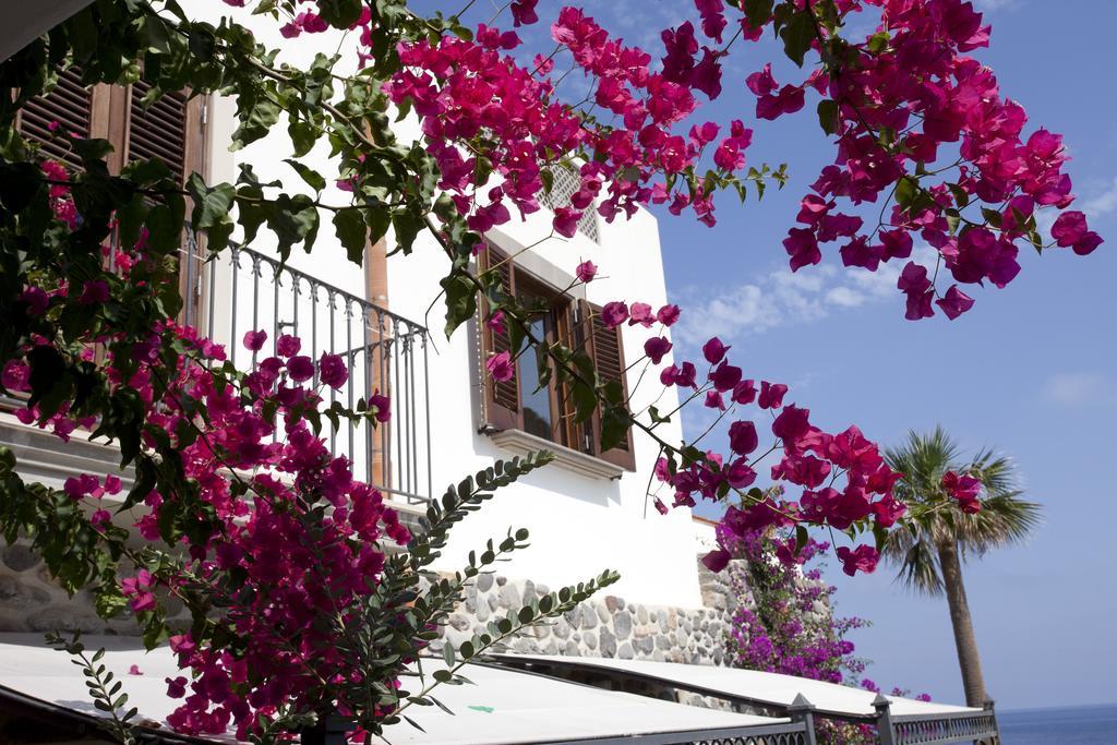 Hotel Residence Acquacalda Lipari  Exterior photo