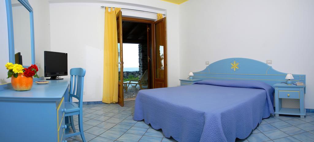 Hotel Residence Acquacalda Lipari  Exterior photo