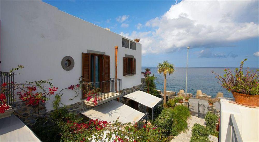 Hotel Residence Acquacalda Lipari  Exterior photo
