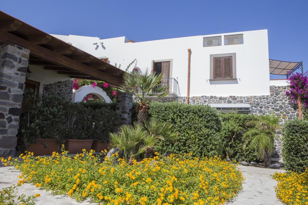 Hotel Residence Acquacalda Lipari  Exterior photo