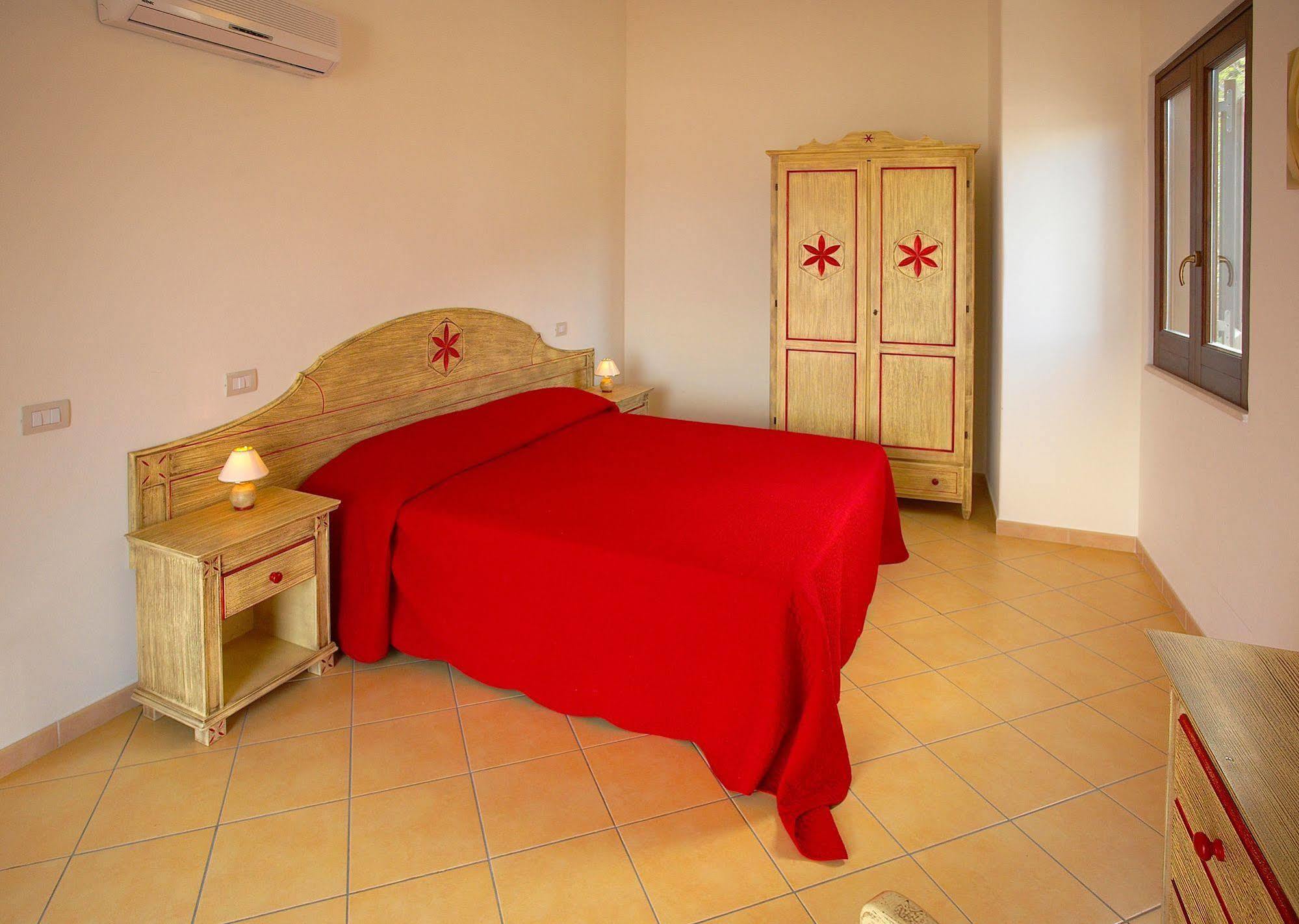 Hotel Residence Acquacalda Lipari  Exterior photo