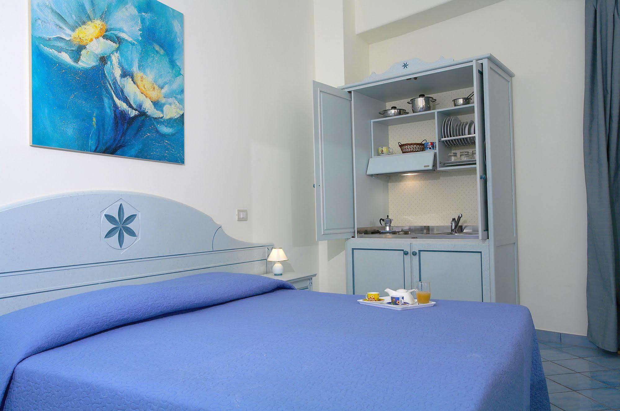 Hotel Residence Acquacalda Lipari  Exterior photo