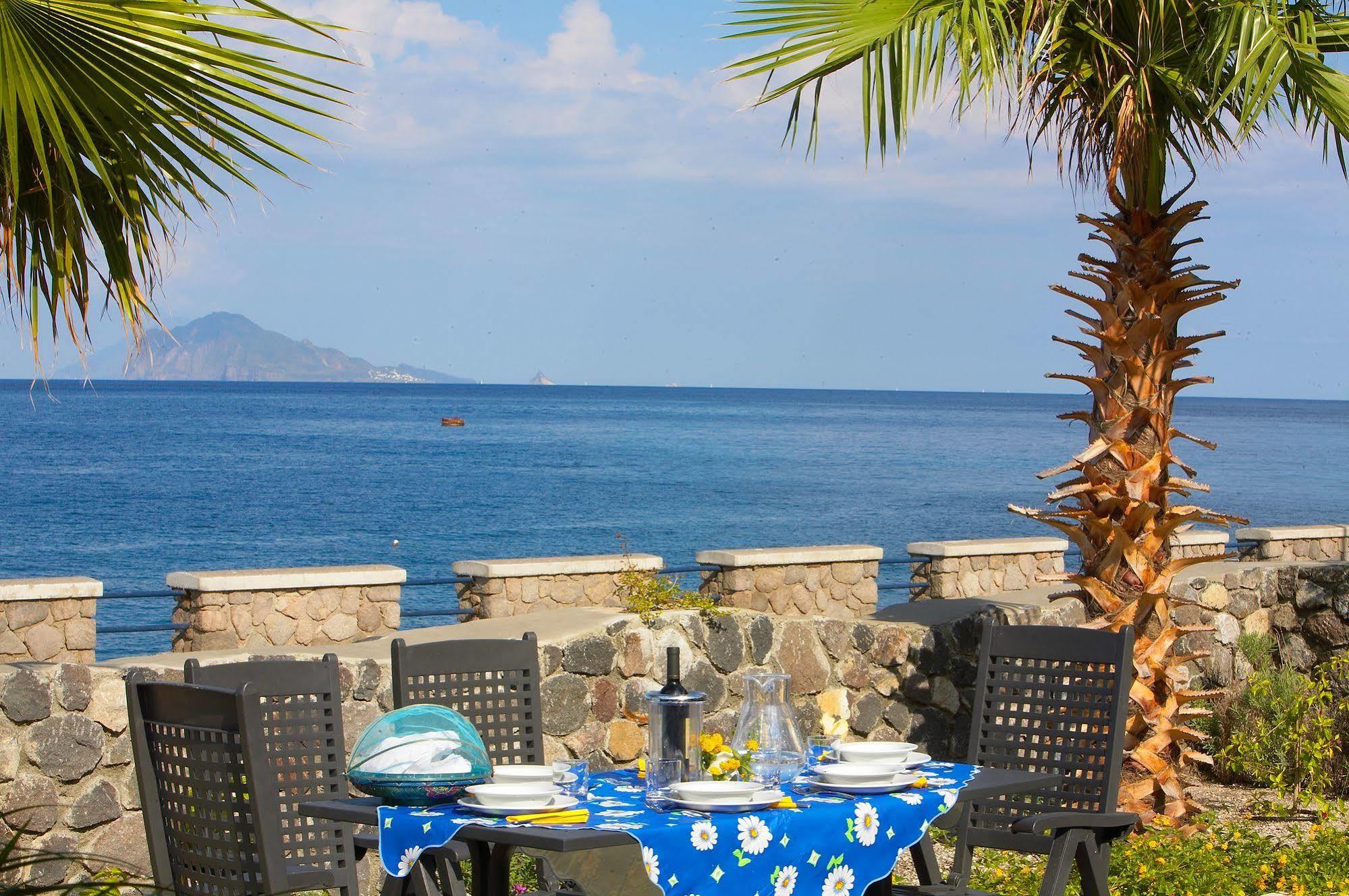 Hotel Residence Acquacalda Lipari  Exterior photo