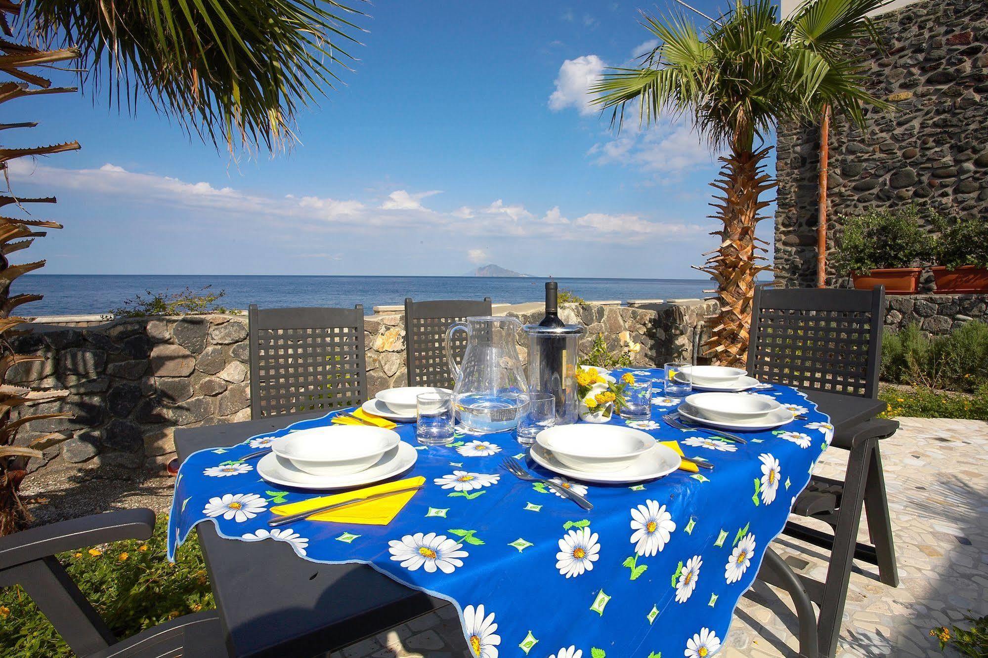 Hotel Residence Acquacalda Lipari  Exterior photo